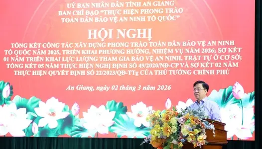 AN GIANG: Nhiều tập thể, cá nhân được tặng Bằng khen, Giấy khen trong “Phong trào toàn dân bảo vệ An ninh Tổ quốc và 01 năm triển khai lực lượng tham gia bảo vệ an ninh, trật tự ở cơ sở”