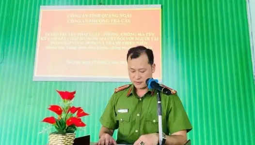 QUẢNG NGÃI: Công an phường Trà Câu tuyên truyền pháp luật, phòng chống ma túy và ký cam kết với người tái hòa nhập cộng đồng
