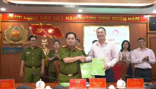 CÀ MAU: Công an tỉnh Cà Mau ký kết Chương trình phối hợp hỗ trợ người hoàn lương tiếp cận vốn tín dụng chính sách
