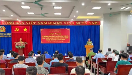 BẮC NINH: Công an phường Việt Yên tuyên truyền, phổ biến giáo dục pháp luật cho đối tượng tái hòa nhập cộng đồng