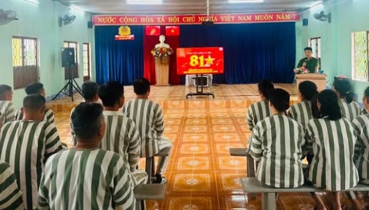 ĐÀ NẴNG: Giáo dục truyền thống qua những thước phim về cách mạng tháng Tám
